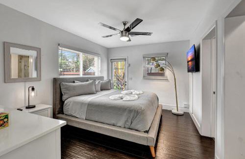 Tradewinds Ultimate Delray Beach Lifestyle 3BR2BA Home with Heated Pool - Foto 30