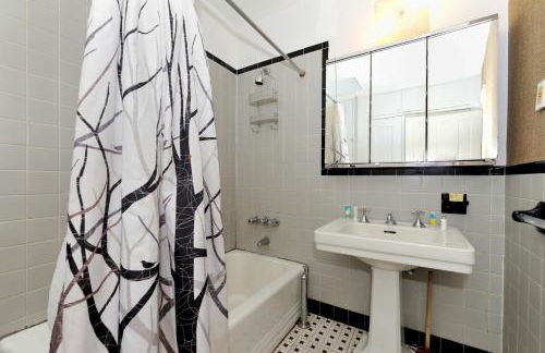 Comfy 3 Bedroom 2 Bath Apartment in NYC - Foto 8