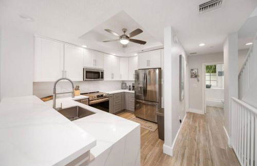 Vacay Vibes-2 Pools, Pickleball, Coffee Bar, 2 Jacuzzis, Food Truck - Foto 26