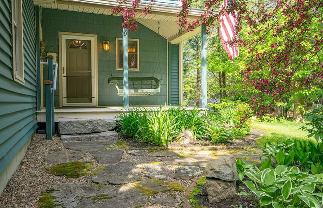 Waterfront w/ Kayak's, Sup's and Ping Pong Table! - Photo 45