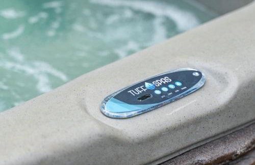 Next to Expo, 5 beds, Hot-tub, corn hole, pets! - Foto 46