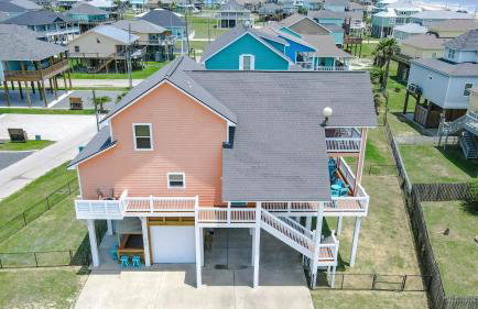 Beautiful Front Row Views - Tiki Bar - Playground - Foto 27