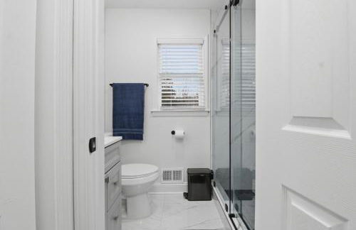 Brand New Modern Home 4BR-3BA Stylish Cozy - Foto 17