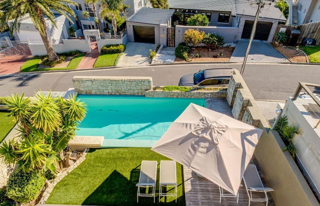 Multi-level Family Villa w Private Pool Views Lions Crest - Foto 55