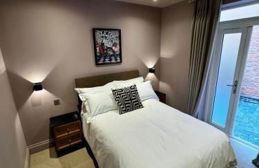 Macbeths Corner - Luxury Apartment with Private Parking - Foto 12