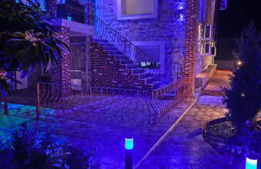 Eleni De Lux - Photo 9