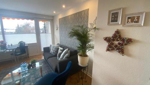 Apartment neu renoviert mit Sonnenbalkon und NETFLIX im Zentrum - Foto 3