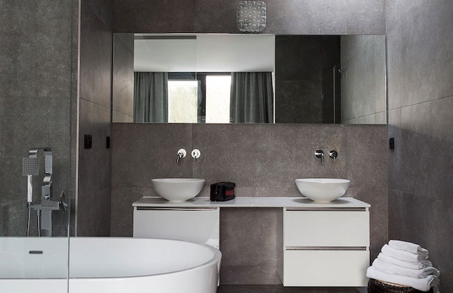 Unit 5 - Trendy Smart Home Triplex Private Garden & Parking - Foto 25