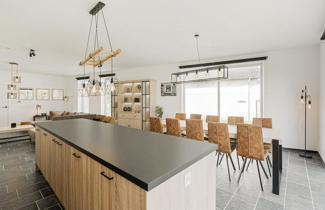 Modern Holiday Home in Ronse With Garden - Photo 22