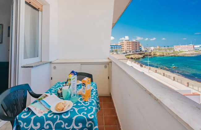 Breathtaking Seaview Apartment in Porto Torres - Foto 5