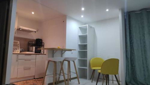 Studio Indépendant dans Maison de Village - Foto 1