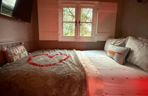 Poachers Hut at Keepers Cottage - Hot Tub & Pizza Oven - Trossachs - Foto 10