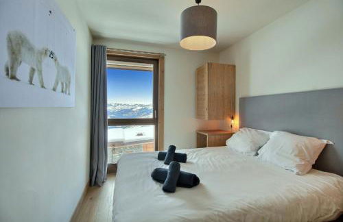 ARC 1600, LE RIDGE, Appartement 10 personnes Duplex Vue Montagne - ski aux pieds - Sauna, Hammam, Piscine, Salle de salle de sport-fitness - Foto 19