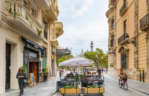 Ayuntamiento Panoramic - Photo 40