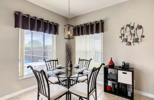 Extended Sun Deck with Private Pool in Gated Quiet Community - Foto 18