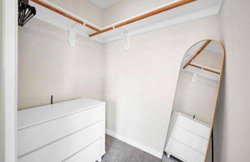 Lux Oasis in Woodland Hills - Foto 20