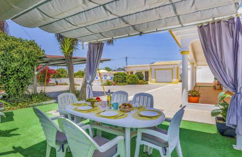 Villa Casa Luz by Villa Plus - Photo 9