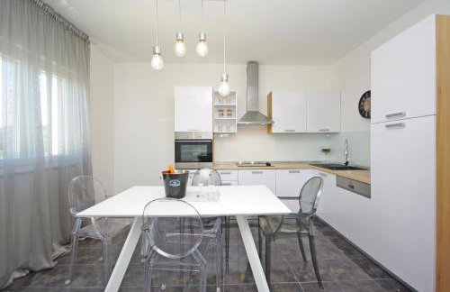 "NM" Luxury apartments - Photo 34