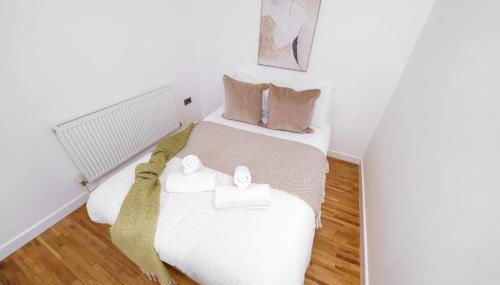 Modern 3BR - Flat Sleeps 8 - Walk to Liverpool St - Foto 4