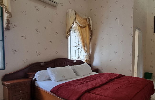 Villa Kota Bunga Allamanda - Foto 13