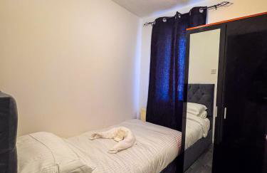 Newly Refurbished Home fit for to 7 family members, Groups, Contractors Centre of Bradley Stoke - Foto 29