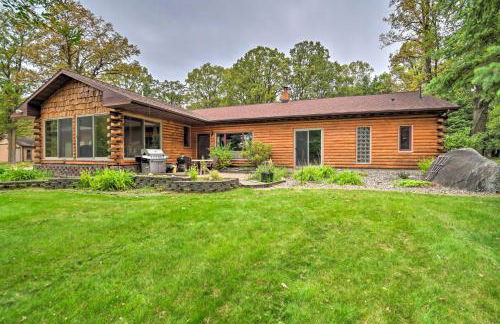 Spacious Lakefront Home with Patio and Boat Dock! - Foto 25