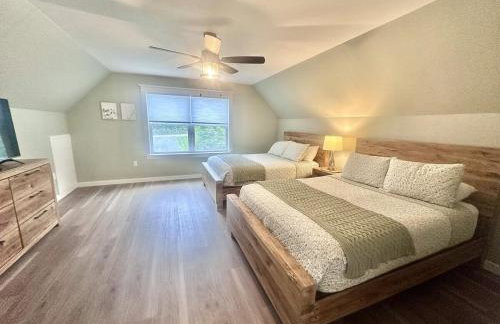 New 2023 Waterfront Home near Acadia with Hot Tub - Foto 30