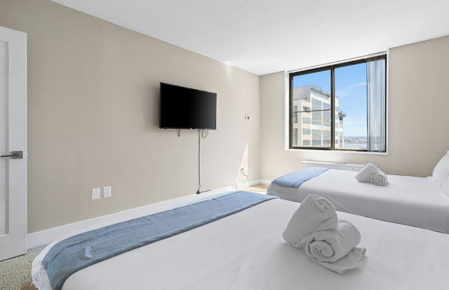 Walkable DC View Apartments - Photo 18