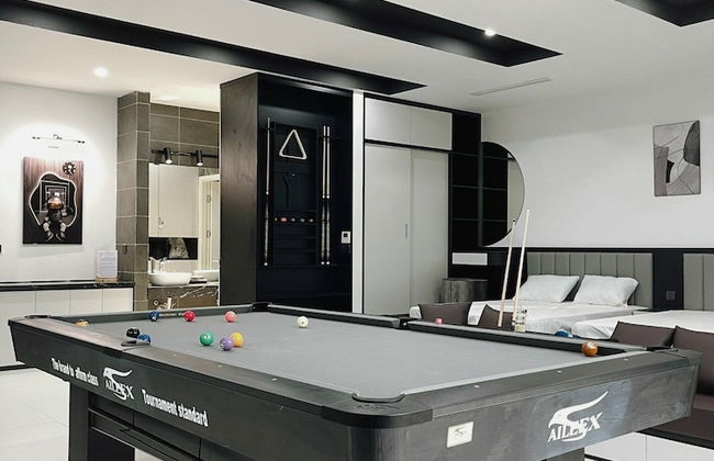 HALO ME Villa - Photo 14