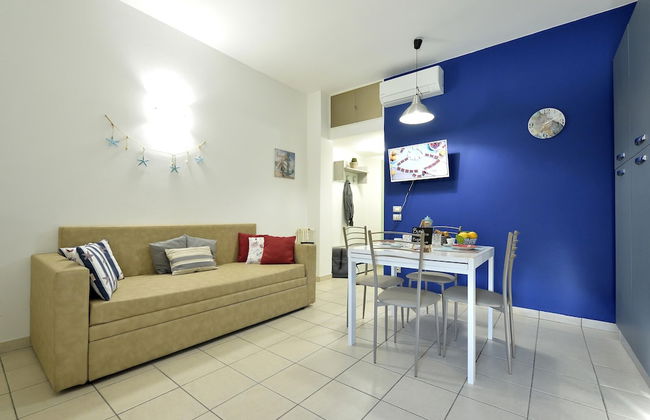 Purpo in Cattolica With 1 Bedrooms and 1 Bathrooms - Foto 2