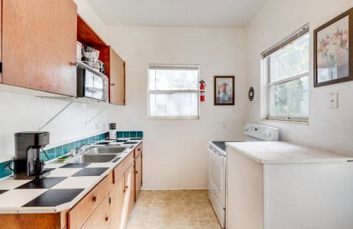 Steps to Food and Shops Cozy Condo in Jacksonville! - Foto 9