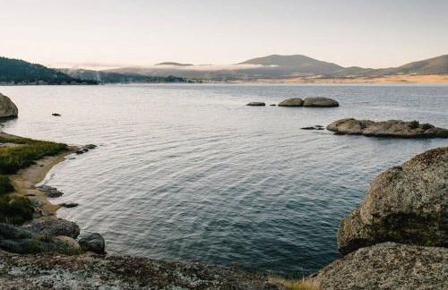 Modern A-frame w/ hot tub + view - Foto 54