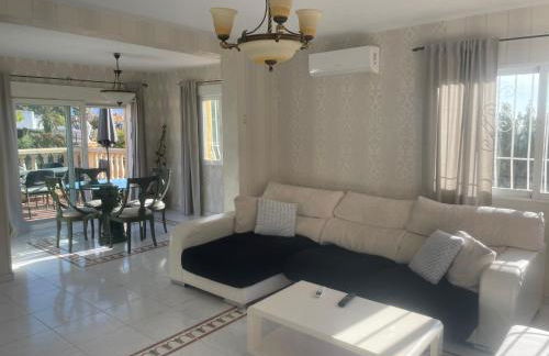 Chalet con vista al mar - Foto 12