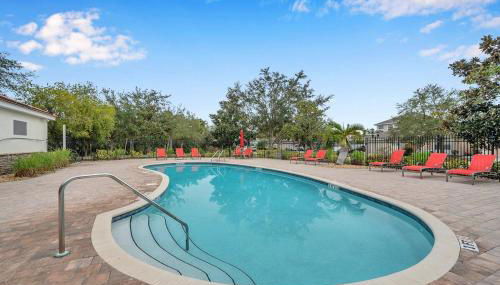 Beautiful home with a huge pool! - Foto 5