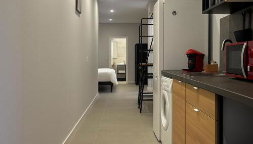 Hermoso Piso a 5 Minutos de la Estación De Bus y Tren María Zambrano - Foto 2