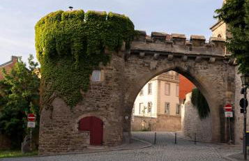 Maximi Apartments by Rosini - gegenüber Dom & nahe Schloss Merseburg, ideal für Geschäftsreisende, Familien & Longstay - Foto 43