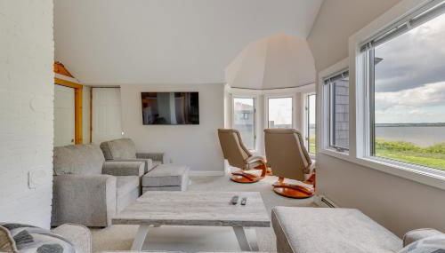 5 Mi to Provincetown! Water-View Beach House - Foto 3