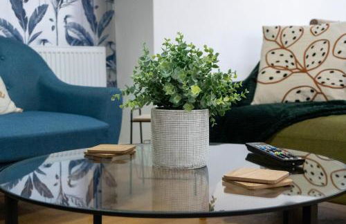 Heartland House, 7 Spacious Bedrooms Sleeps 4 plus, near NEC, JLR,BHX - Foto 39