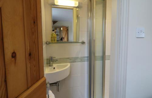 Chilvery Farm Cottage - Photo 13