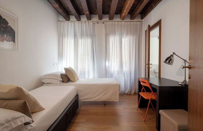 The Lion House - Foto 14