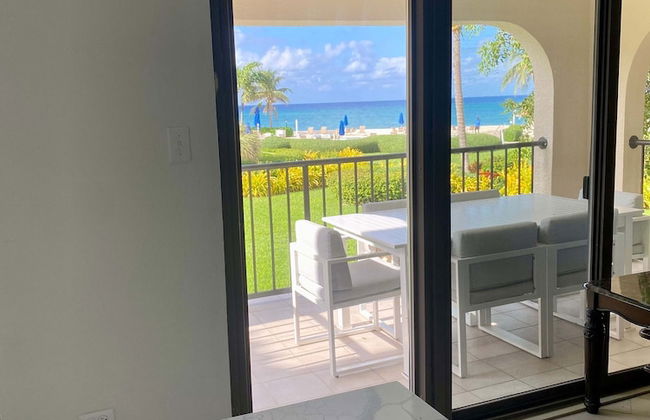 Oceanfront Condo on Seven Mile Beach - Photo 7