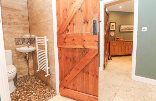 Homestead - Photo 17