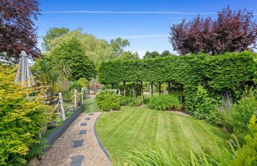 Home in The Vale of Evesham - Photo 100