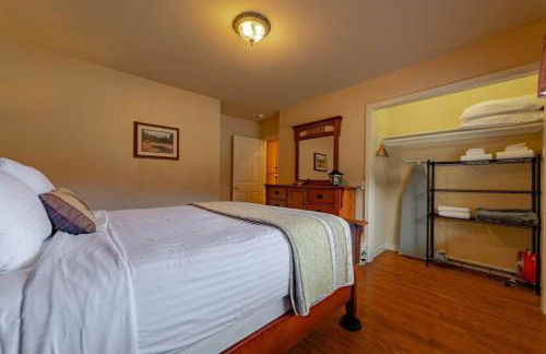 Elk Meadow Cabins 11A Roosevelt Elk Suite - Photo 13