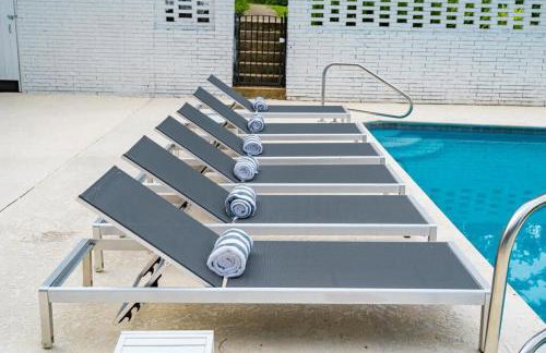 Mansion With Private Pool Basketball & Tennis courts - Foto 94