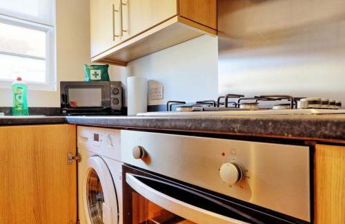 Cosy 2 Bedroom Flat Near Westcliff On Sea Beach & Hamlet Court Road - Foto 29