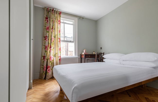 Brewster Gardens IV by Onefinestay - Photo 3