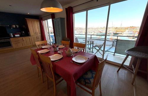 Au bout du port avec balcon et terrasse - Foto 11