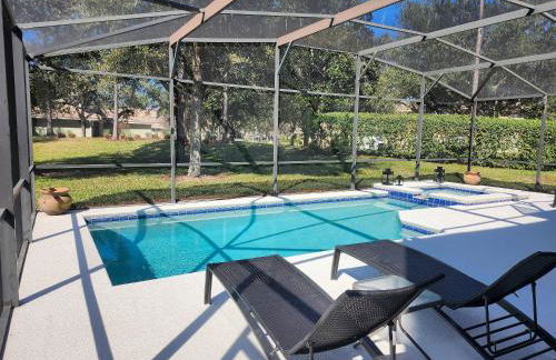 Incrível casa 5BD/5BA com piscina perto da Disney - Foto 5