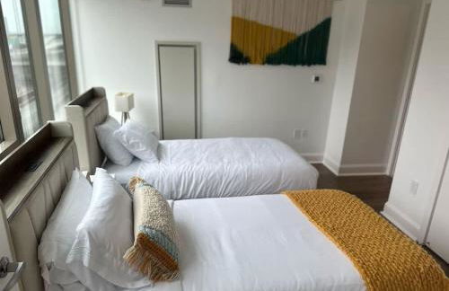 Upscale 2BR Condo with Gym & Parking near MGH & TUFTS - Foto 25